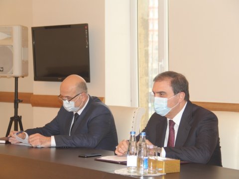 Gəncə Şəhər İcra Hakimiyətində vətəndaşlarla görüşlər davam edir
