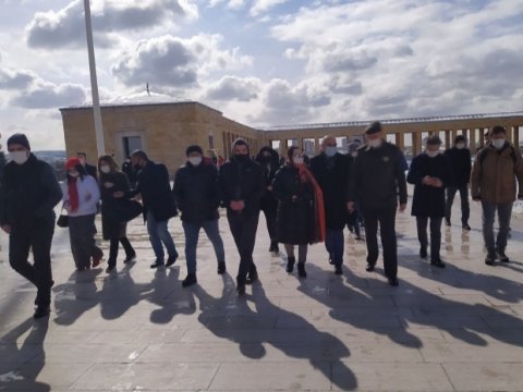 Azərbaycanlı jurnalistlər Atatürkün və Rəsulzadənin məzarını ziyarət etdilər 