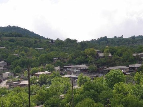 Ermənilər Zəngəzurun Zeyvə kəndini BOŞALDIR