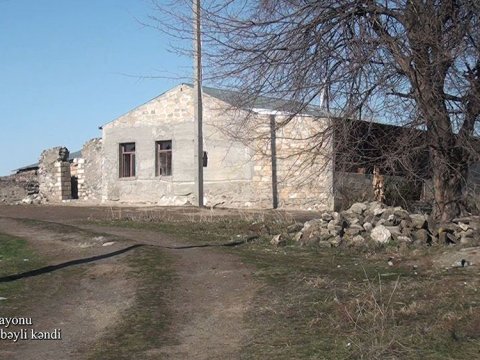 Ermənilərin viran qoyduğu daha bir kəndin VİDEOSU