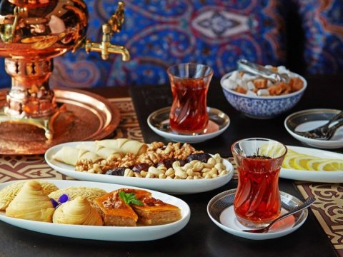 Gecə 12-dən sonra işləyən “Şirin Həyat”ın müştəriləri cərimələndi