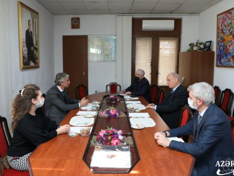 Rusiya İnformasiya və Mədəniyyət Mərkəzinin rəhbəri AZƏRTAC-da olub
