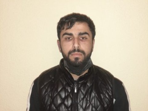 5 rayonda 10-a yaxın mağazadan oğurluq edən dostlar saxlanıldı - FOTOLAR