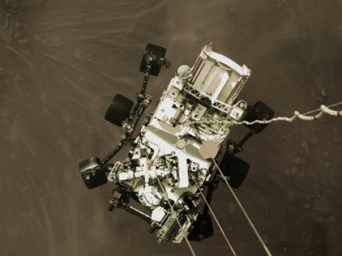 NASA “Perseverance” kosmik aparatının Marsdan göndərdiyi fotoları YAYDI