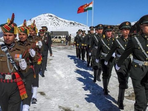 Hindistan və Çin sərhəd rayonlarından qoşunlarını çıxarır
