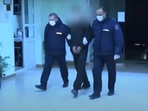 Gürcüstanda 10 yaşlı qızı cinsi istismar edən şəxs saxlanıldı 