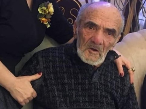Əməkdar rəssam dünyasını dəyişdi