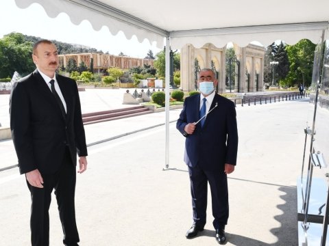 Prezident azad olunmuş yerlərə aparan yolları tezliklə bərpa etmək tapşırığı verib
