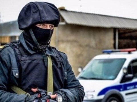 Polis 4 rayonda əməliyyat keçirdi