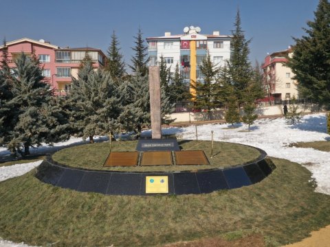 Tonyukuk yazılı abidəsi Ankarada ucaldıldı - FOTOLAR