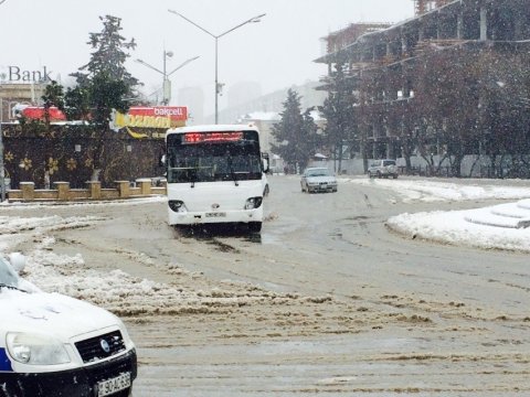 Bakıda 5 dərəcə şaxta olub - FAKTİKİ HAVA