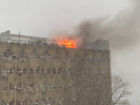 Nazirlik köçkün yataqxanasındakı yanğınla bağlı məlumat yaydı