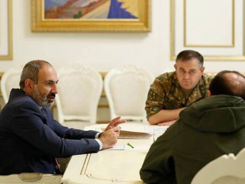 Ermənistanda hərbi çevrilişə cəhd - Azərbaycanlı politoloq: “Vaxt itirmədən Laçın dəhlizini nəzarətə götürməliyik”  
