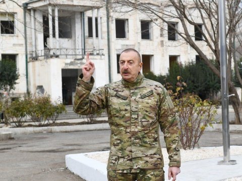 Qarabağda rus dilinin rəsmi dil elan etməsi xunta rejiminin son cəhdlərdir