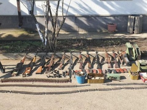 Xocavənddə ermənilərin atıb qaçdığı silah-sursat aşkar edilib