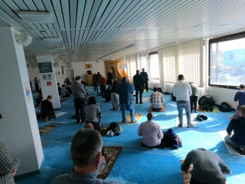 Avropanın müxtəlif məscidlərində Xocalı qurbanlarının xatirəsinə dualar oxunub