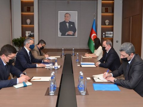 Ceyhun Bayramov Özbəkistan səfiri ilə görüşüb