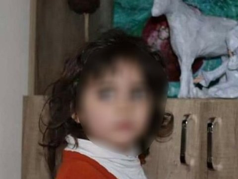 Bakıda küçəyə atılmış uşaq tapıldı