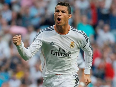 Ronaldo unikal rekorda imza atdı