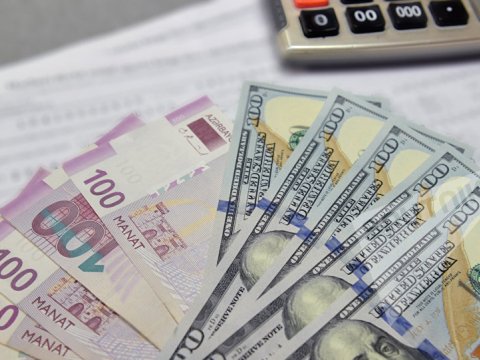 Dolların 4 günlük MƏZƏNNƏSİ