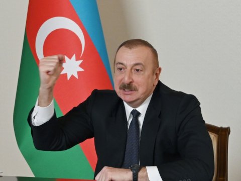 İlham Əliyev: Bir neçə partiyanın YAP-a birləşməsi partiyamızı gücləndirəcək - TAM MƏTN