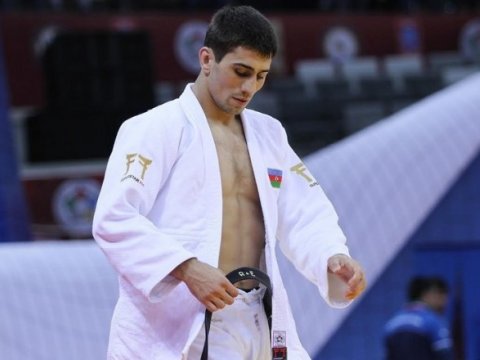 Rüstəm Orucov bürünc medal qazandı
