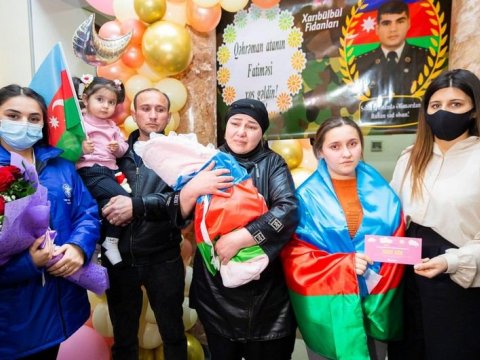 Daha bir şəhidimizin övladı dünyaya gəldi