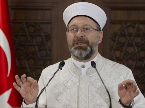 Türkiyəli nazir xəstəxanaya yerləşdirildi