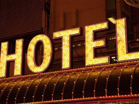 Sərt karantin dövründə də hotellər işləyib - RƏSMİ