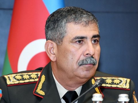 Zakir Həsənov MOİK-in rəisini işdən çıxardı