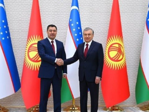 Özbəkistan və Qırğızıstan prezidentləri görüşdü