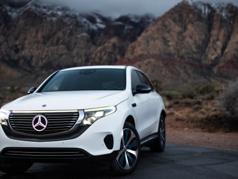 “Mercedes-Benz” 264 mindən çox avtomobilini geri çağırır