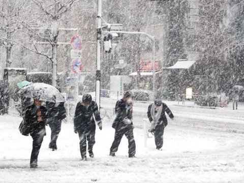 Qarlı hava sabah kəsiləcək 
