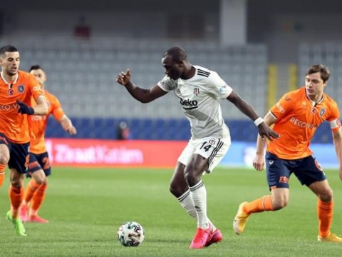 “Beşiktaş” derbidə qalib gəldi