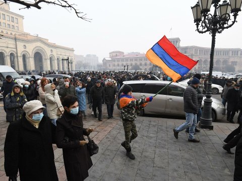 Ermənistan seçim QARŞISINDA: Revanşizm yoxsa dinc qonşuluq...