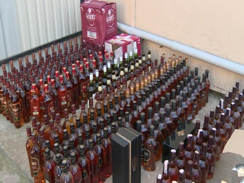 Azərbaycanda saxta aksizli mallar aşkarlandı - FOTOLAR