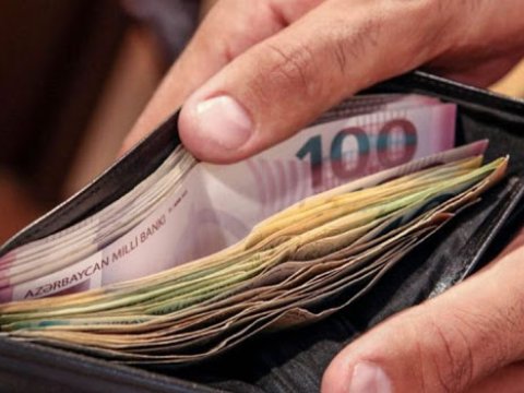 Azərbaycanda orta aylıq əmək haqqı AZALIB