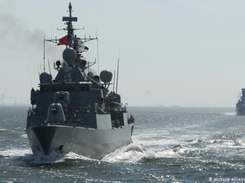 NATO gəmiləri Gürcüstanın ərazi sularında