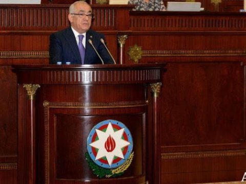 Valyuta ehtiyatlarımız 0,2 faiz artıb - Əli Əsədov