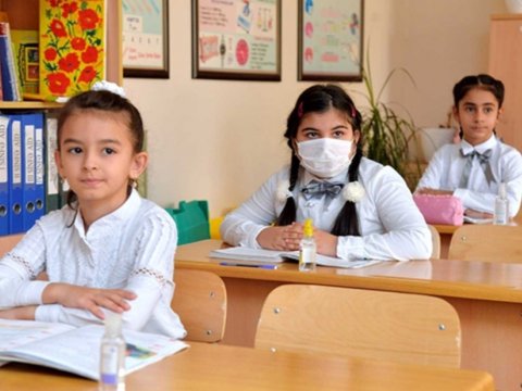 Daha iki məktəbdə əyani dərslər DAYANDIRILDI