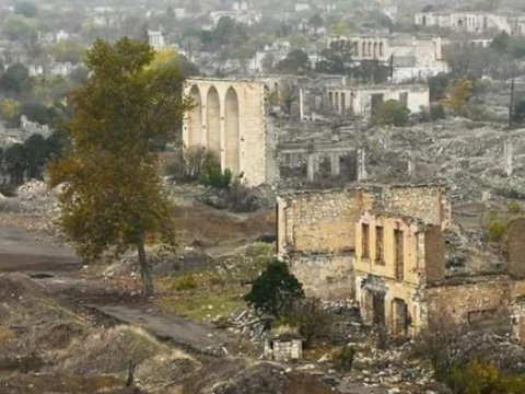 Siyasi partiya sədrləri bu gün işğaldan azad edilmiş ərazilərə gediblər