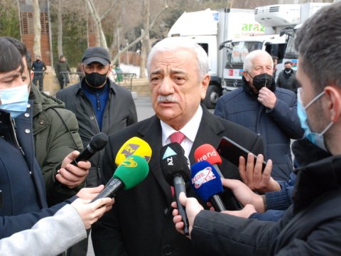 AHİK 3900 aztəminatlı ailəyə ərzaq sovqatı göndərdi