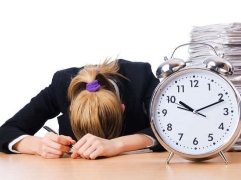 Bu gün Azərbaycanda iş vaxtı 1 saat qısaldılır - RƏSMİ