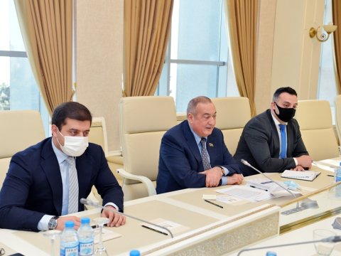 Deputat Eldar Quliyev Niderland səfirinə iradlarını bildirdi