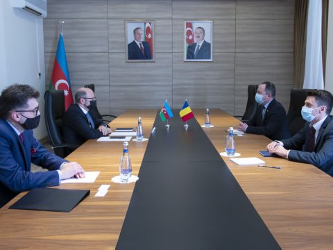 Pərviz Şahbazov Rumıniya səfirini qəbul edib