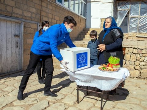 Heydər Əliyev Fondu aztəminatlı ailələrə bayram sovqatlar göndərib - FOTOLAR