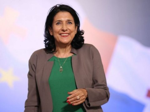 Gürcüstan Prezidenti Novruz bayramından danışdı