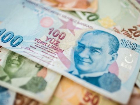 Lirə dəyər itirməkdə davam edir - Azərbaycanda türk malları ucuzlaşacaq