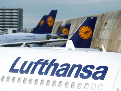 Frankfurt-Tbilisi-Bakı müntəzəm uçuşlar bərpa olunur