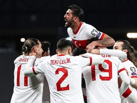 Türkiyə millisi Niderlandı məğlub etdi